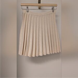 Reformation Cream Regenerative Cotton Pleated Skirt